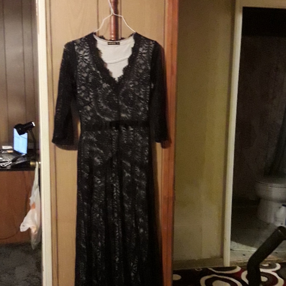 Black laced beige inner linning gown
